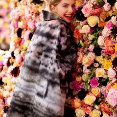 Sàn diễn triệu bông hoa của Dior trong BST Haute Couture Thu/Đông 2012 – 2013